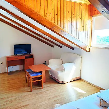 Appartement Apartments&rooms Cakelic I Mlini