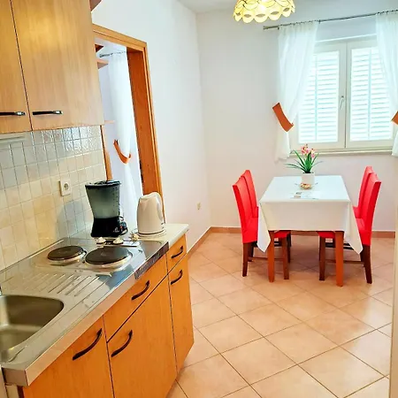 Apartments&rooms Cakelic I Appartement